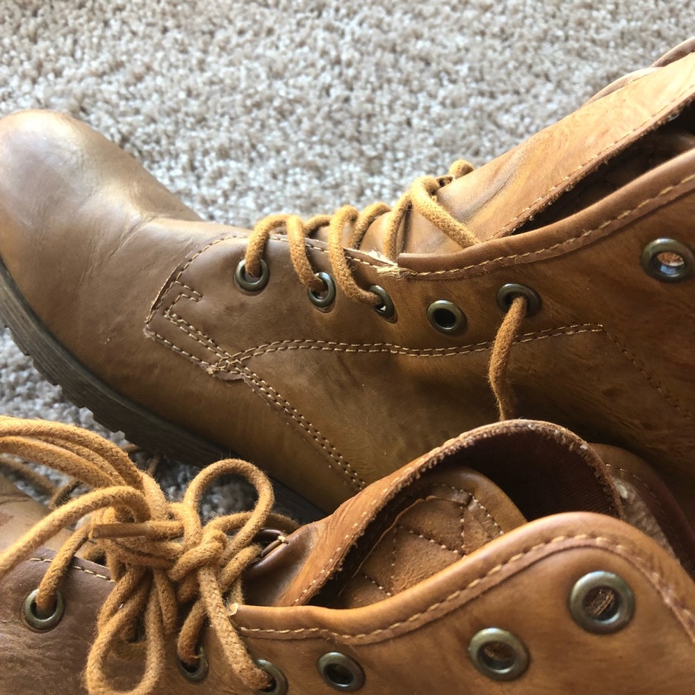 boots - Picture 6 of 6
